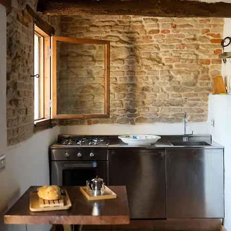 Ducci Design, Infinity Pool Among The Hills * Ripe
